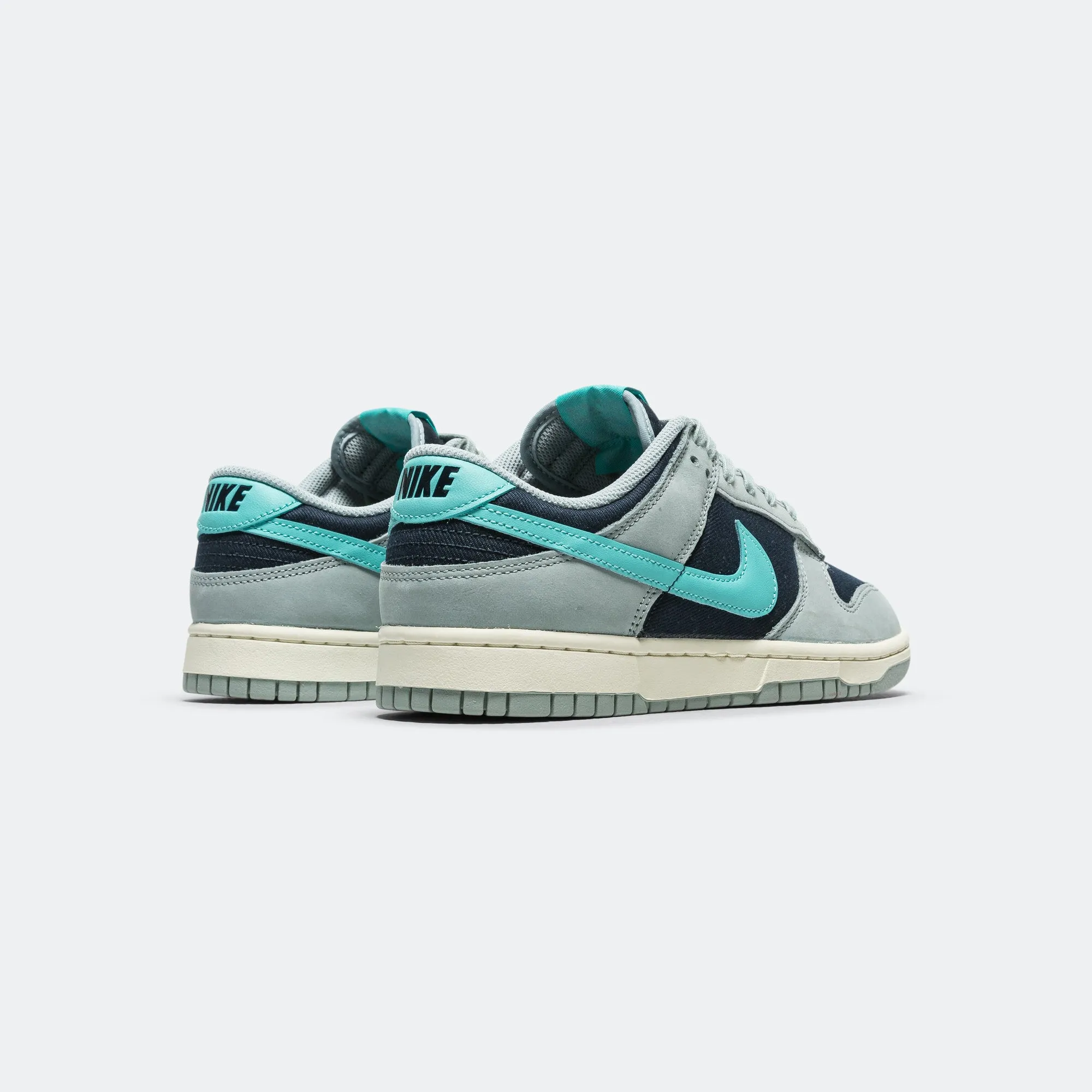 Dunk Low Retro PRM - Light Pumice/Green Frost-Dark Obsidian