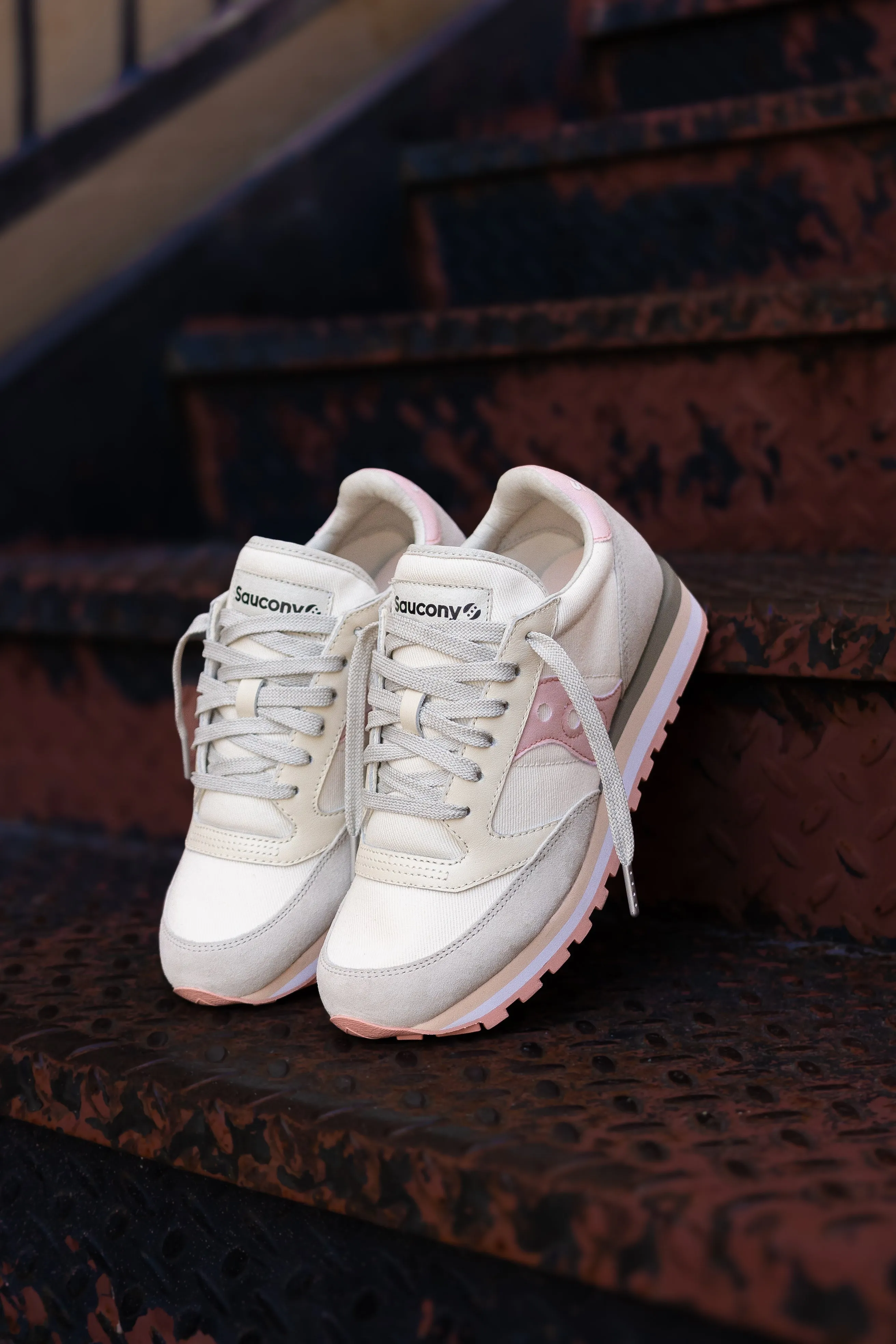 Women Saucony Jazz Triple (Beige/Salmon) S60778-2